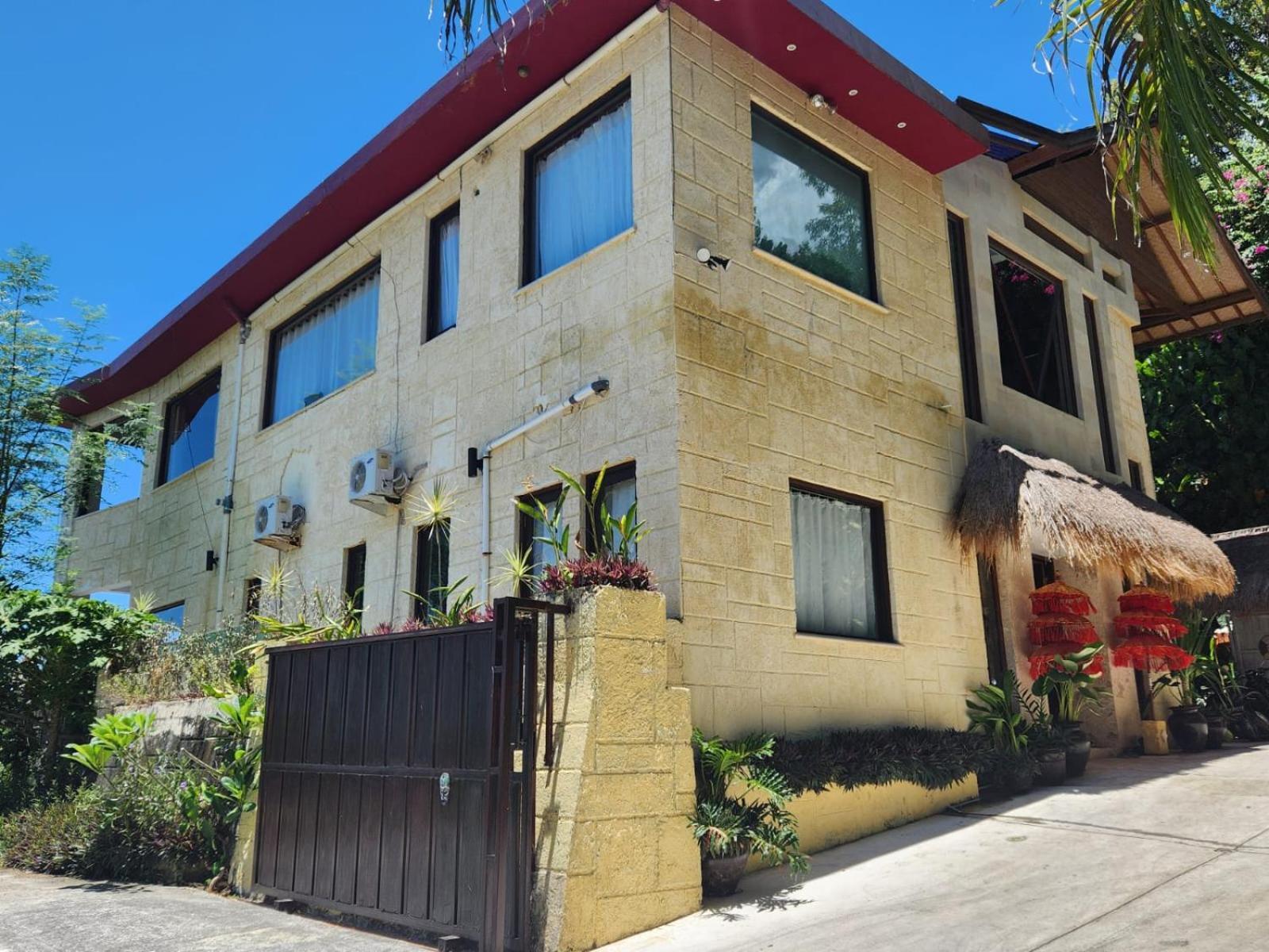 Villa Umbrella Senggigi Exterior photo